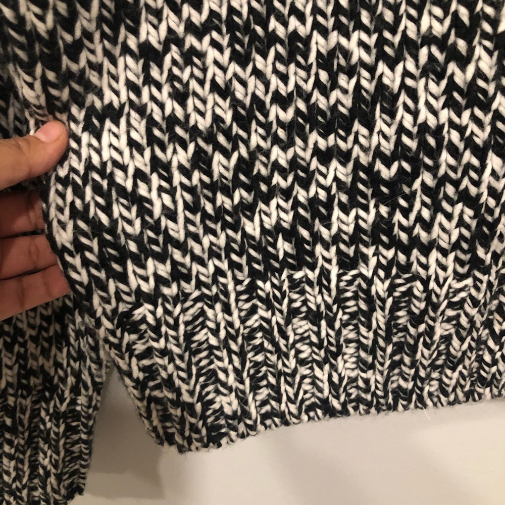 Marciano | Chunky Knit Turtle Neck Sweater S - Picture 3 of 8